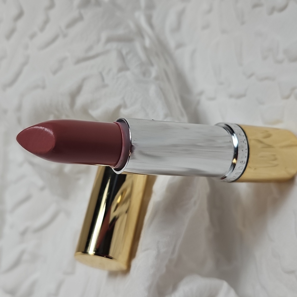 ELIZABETH ARDEN LIPSTICK IN PALE PETAL # 14